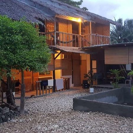 Babu Backpackers Inn Moalboal Exteriér fotografie